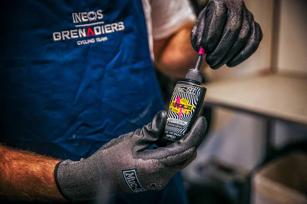 MUC-OFF SMAR DO ŁAŃCUCHA  Ludicrous AF Lube 50ml