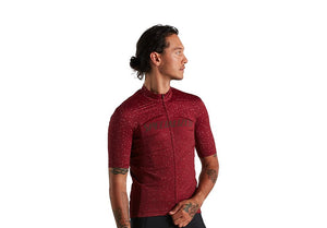 S / Maroon