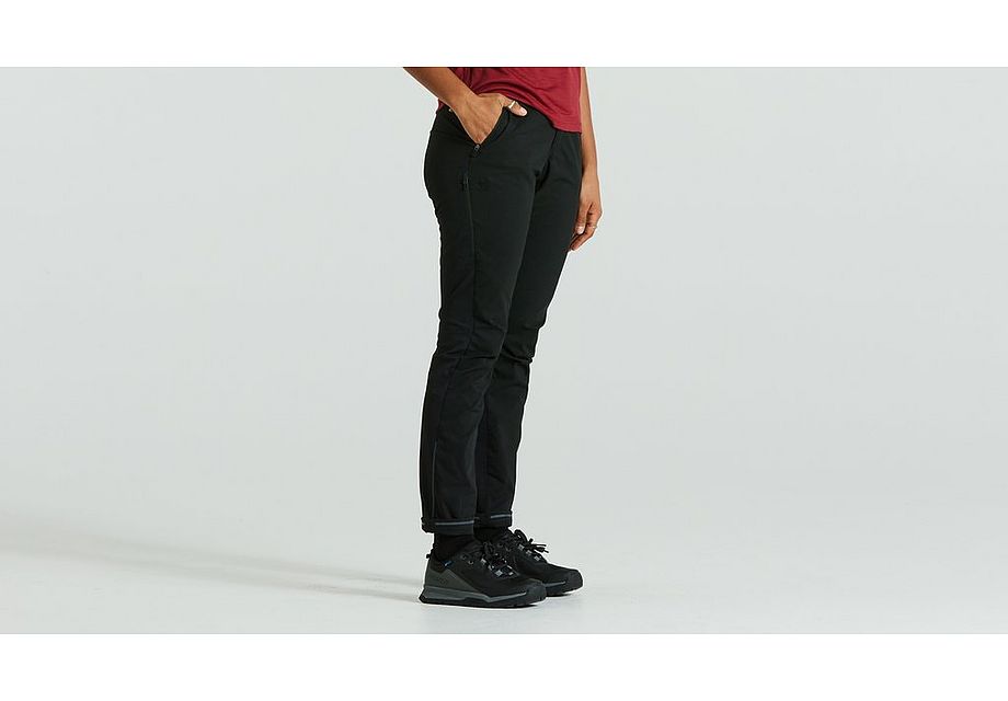 dfe436a8d1c54c13b5cf675452881713