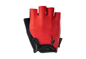 M / Red